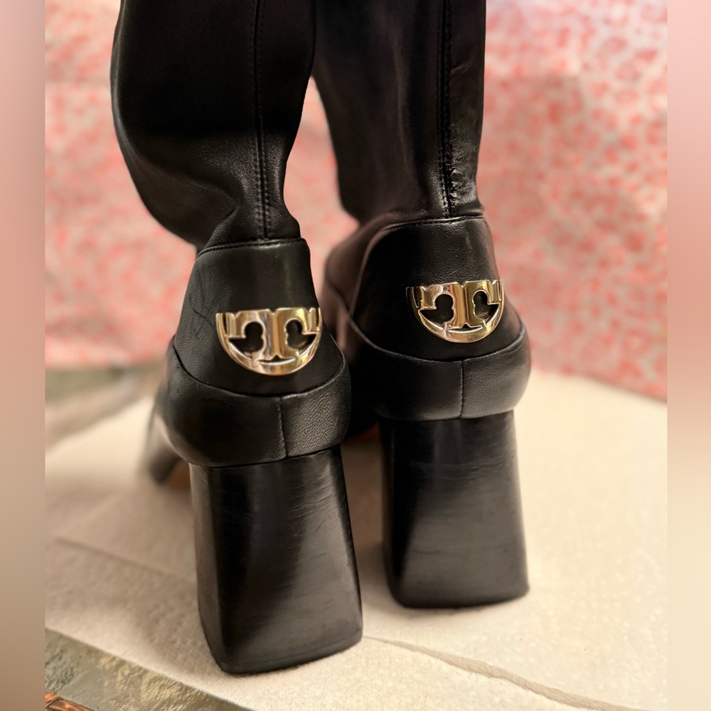Tory Burch Elegant Black Leather Women's Boots - Picture 1 of 6
